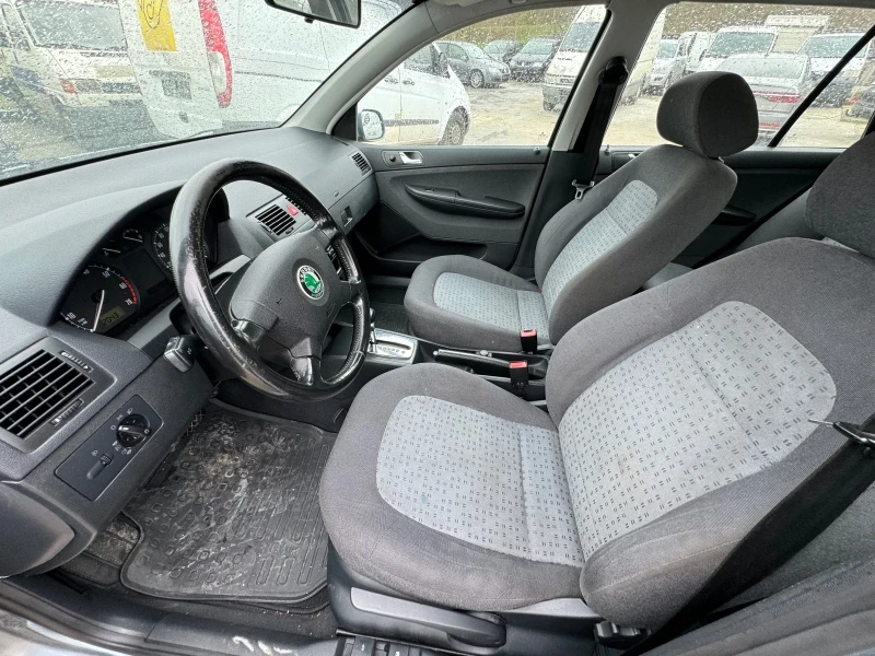 Skoda Fabia 1.4i АВТОМАТИК, снимка 11 - Автомобили и джипове - 51190871