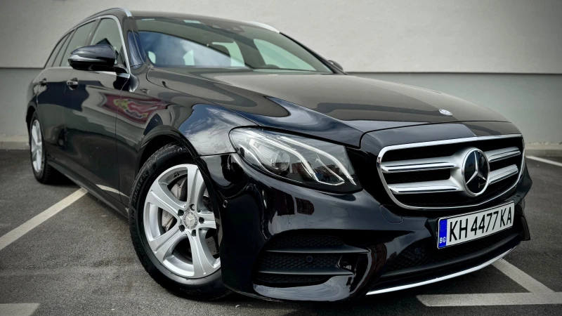 Mercedes-Benz E 220 AMG Пакет, снимка 6 - Автомобили и джипове - 52393745