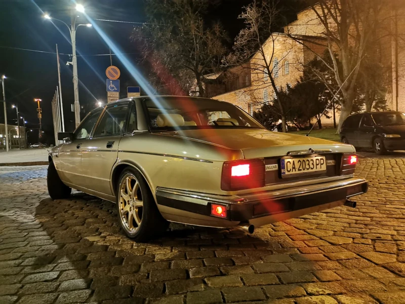 Jaguar Xj Vanden Plas, снимка 9 - Автомобили и джипове - 52422399