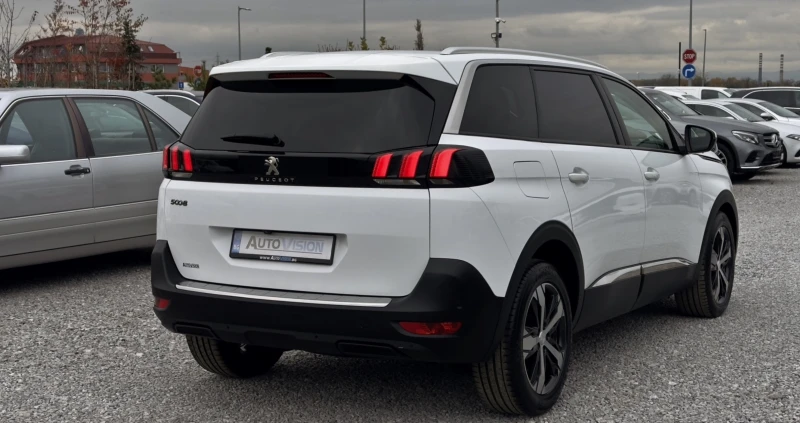 Peugeot 5008 1.6T 180кс.Allure Autom.Navi Car play Кожа Подгрев, снимка 4 - Автомобили и джипове - 52369614