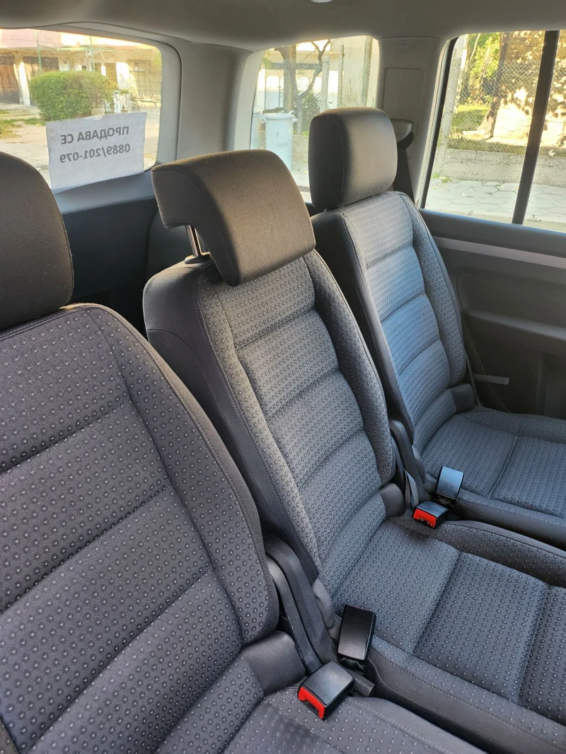 VW Touran, снимка 4 - Автомобили и джипове - 52425278