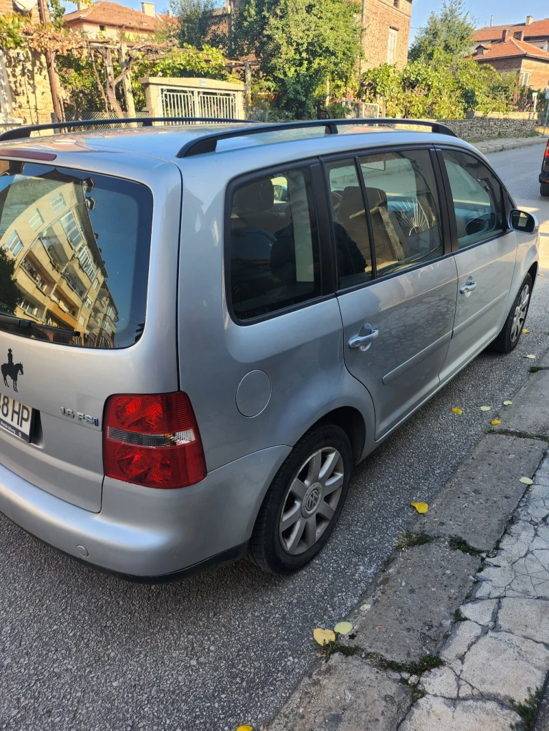 VW Touran, снимка 7 - Автомобили и джипове - 52425278
