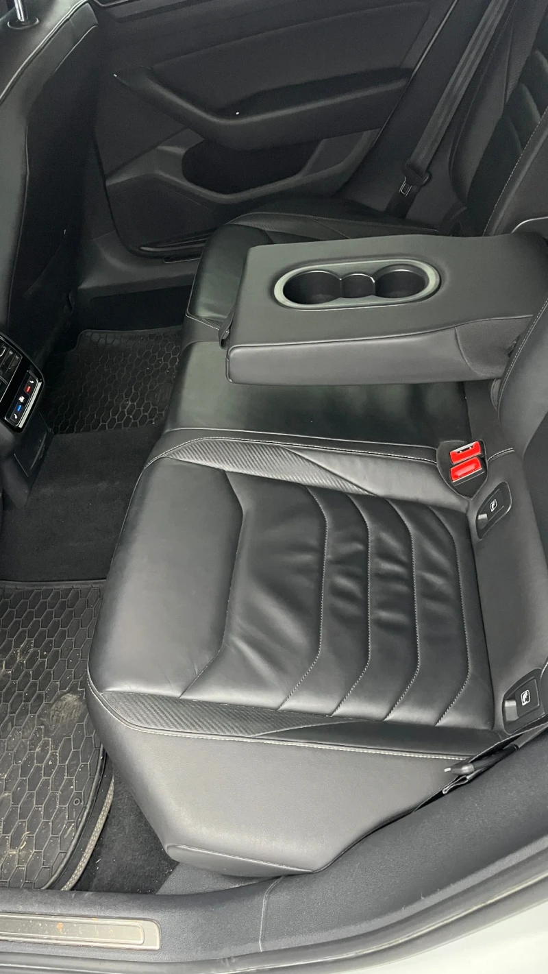 VW Arteon R-Line 2.0TDI SCR, снимка 11 - Автомобили и джипове - 52593864