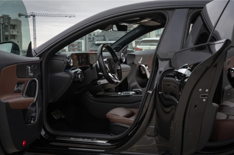Mercedes-Benz CLA 220 AMG 45 FULL, снимка 5 - Автомобили и джипове - 52681720