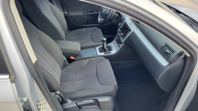 VW Passat 2.0TDI-110 NAVI * EU5* CR, снимка 10 - Автомобили и джипове - 53086262