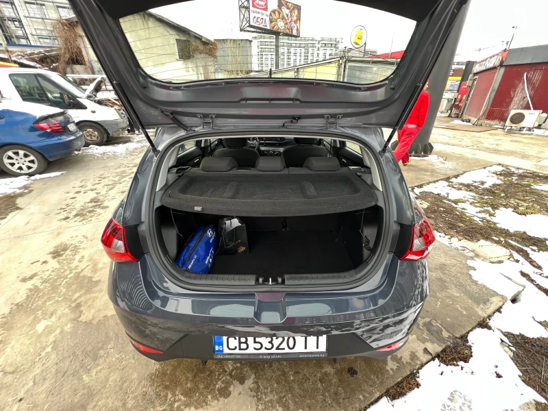 Hyundai I20, снимка 9 - Автомобили и джипове - 53349122