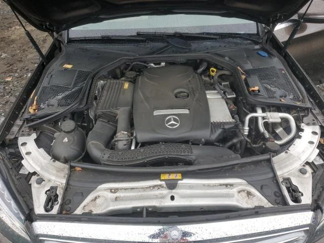 Mercedes-Benz C 300 Exclusive 4matic/FULL, снимка 11 - Автомобили и джипове - 47670745