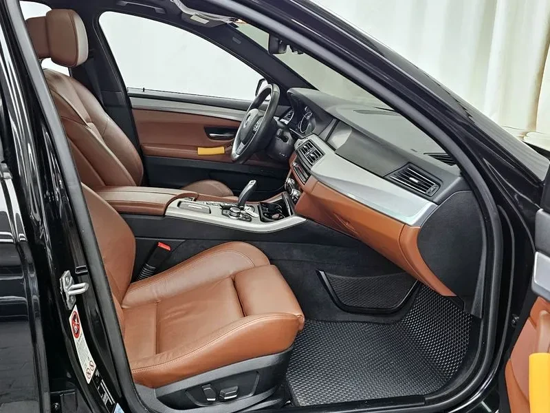 BMW 528 i, снимка 11 - Автомобили и джипове - 54591305