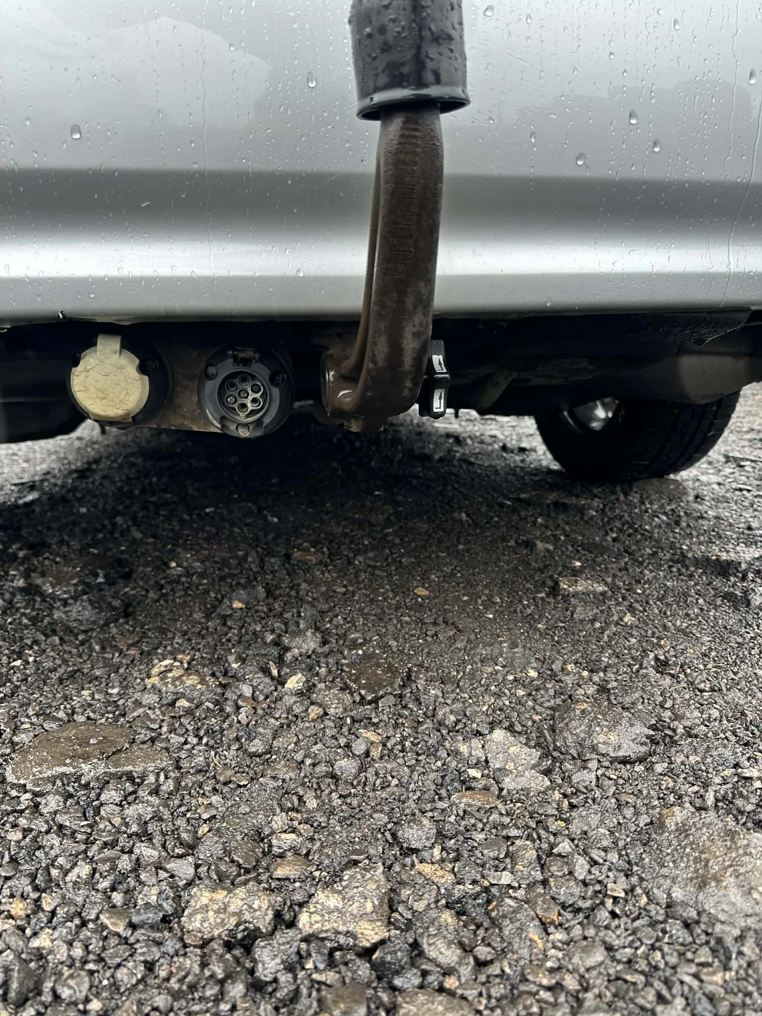 Toyota Avensis  T27 2.0 D-4d 124к.с 2013г НАВИГАЦИЯ НА ЧАСТИ, снимка 16 - Автомобили и джипове - 52982389