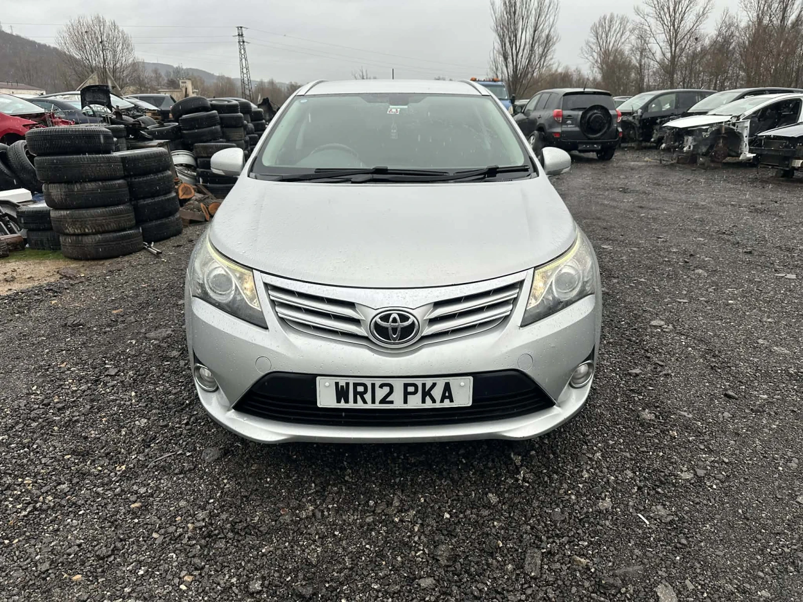 Toyota Avensis  T27 2.0 D-4d 124к.с 2013г НАВИГАЦИЯ НА ЧАСТИ, снимка 2 - Автомобили и джипове - 52982389