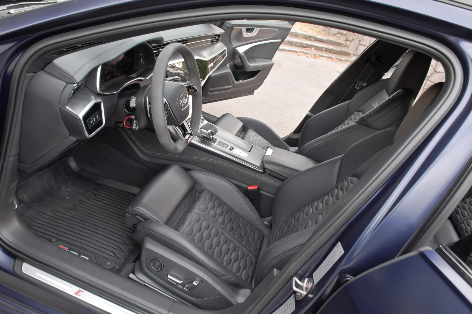 Audi Rs6 Exclusive B&O Caramic - изображение 9