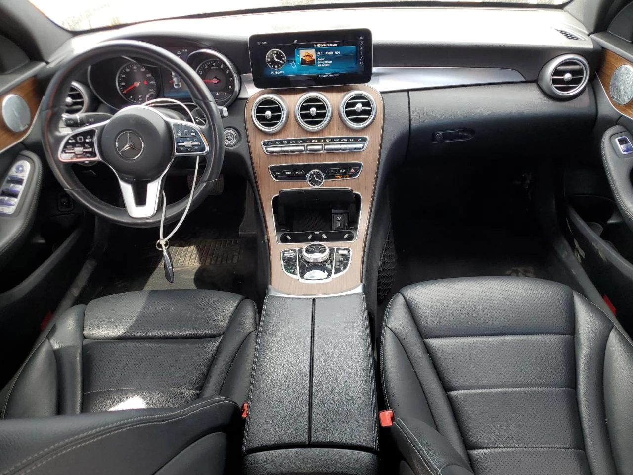 Mercedes-Benz C 300 4MATIC - изображение 8