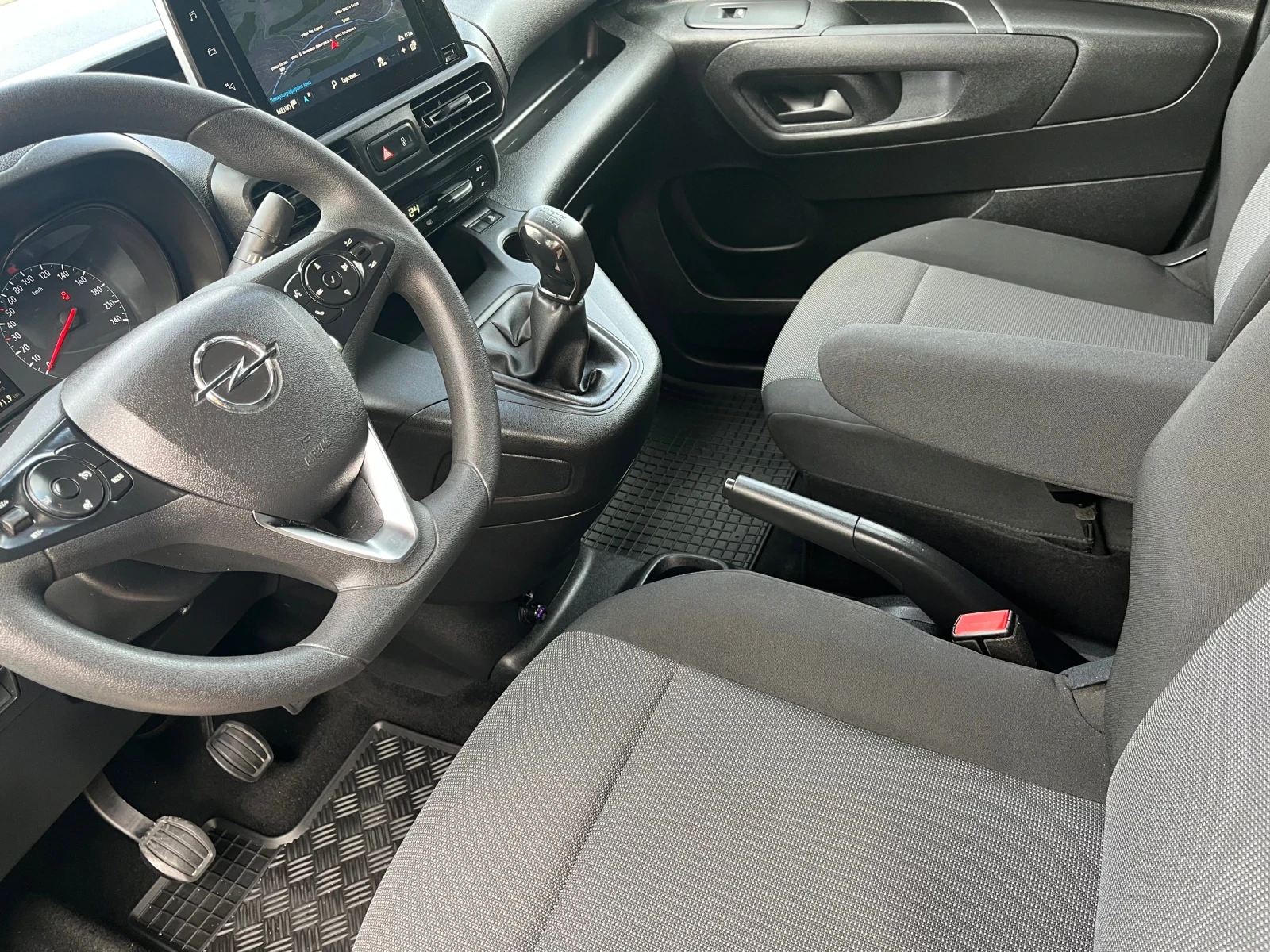 Opel Combo MAXI* NAVI* PDC - изображение 10