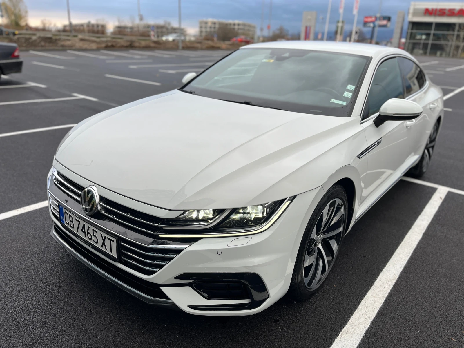 VW Arteon R-Line 2.0TDI SCR - изображение 8