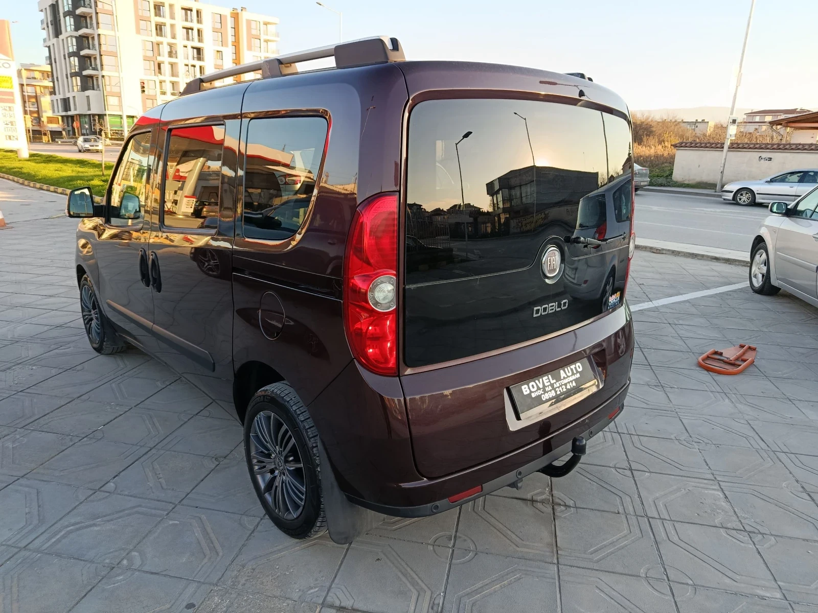 Fiat Doblo 2.0 mjet най-високото ниво на оборудване 2010 г - изображение 3