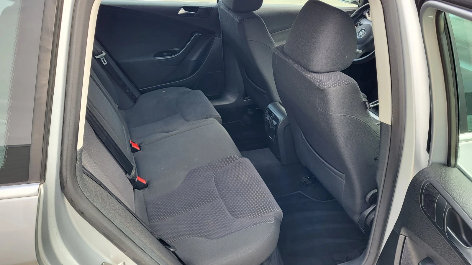 VW Passat 2.0TDI-110 NAVI * EU5* CR - изображение 8