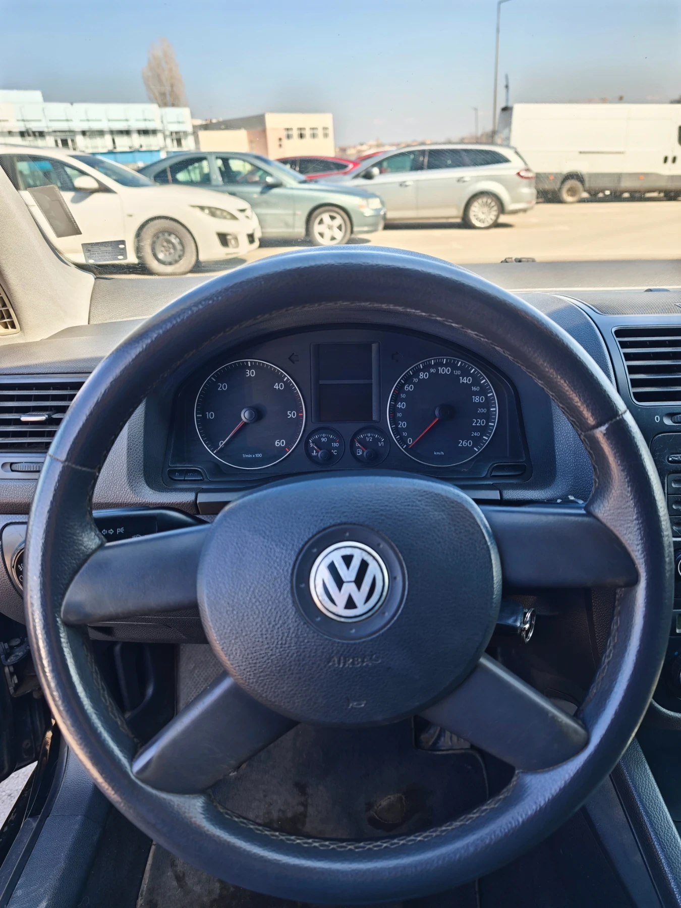 VW Golf 1.9, 105к., снимка 8 - Автомобили и джипове - 53746541