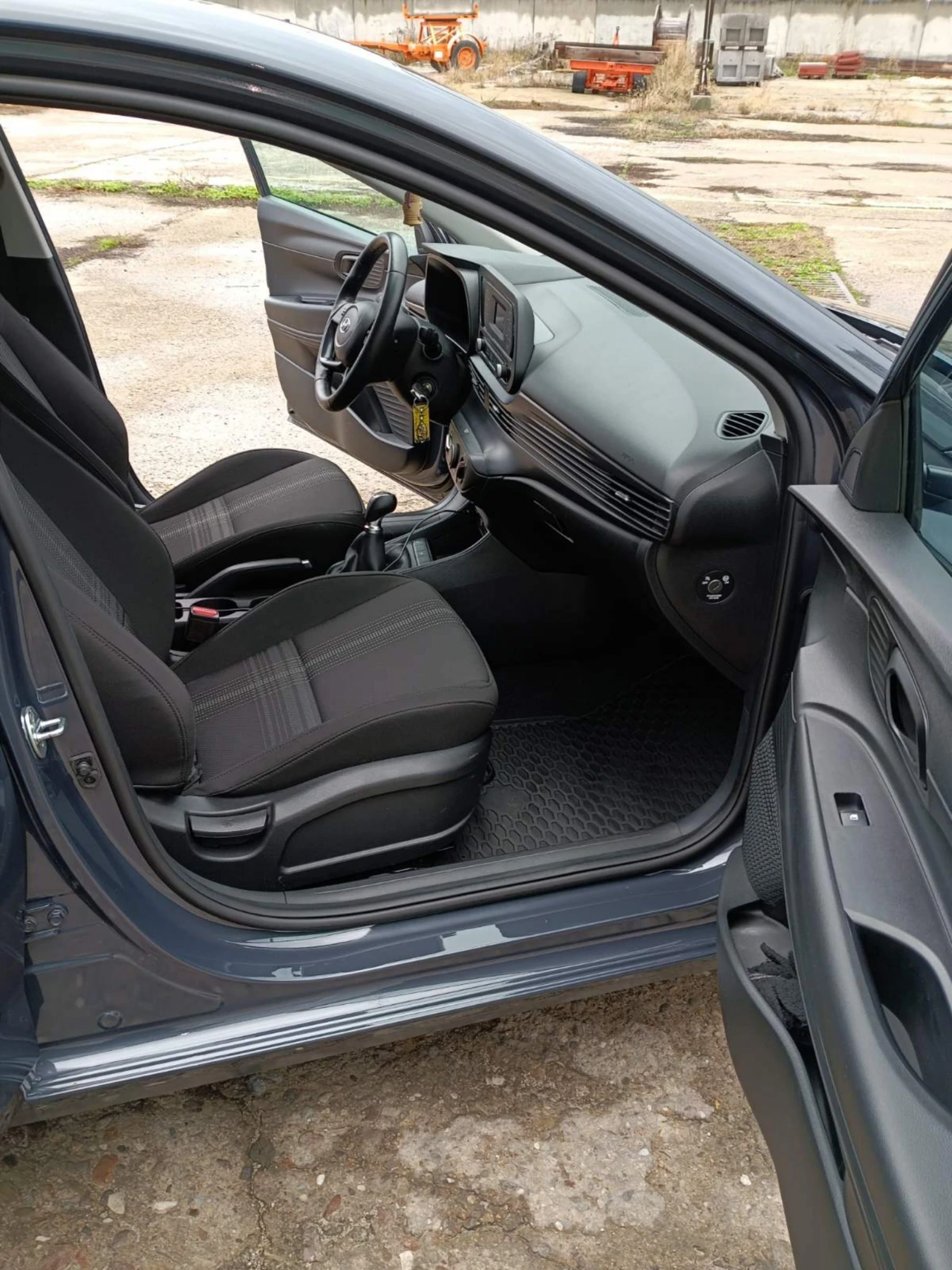 Hyundai I20 1.2, снимка 11 - Автомобили и джипове - 53802169