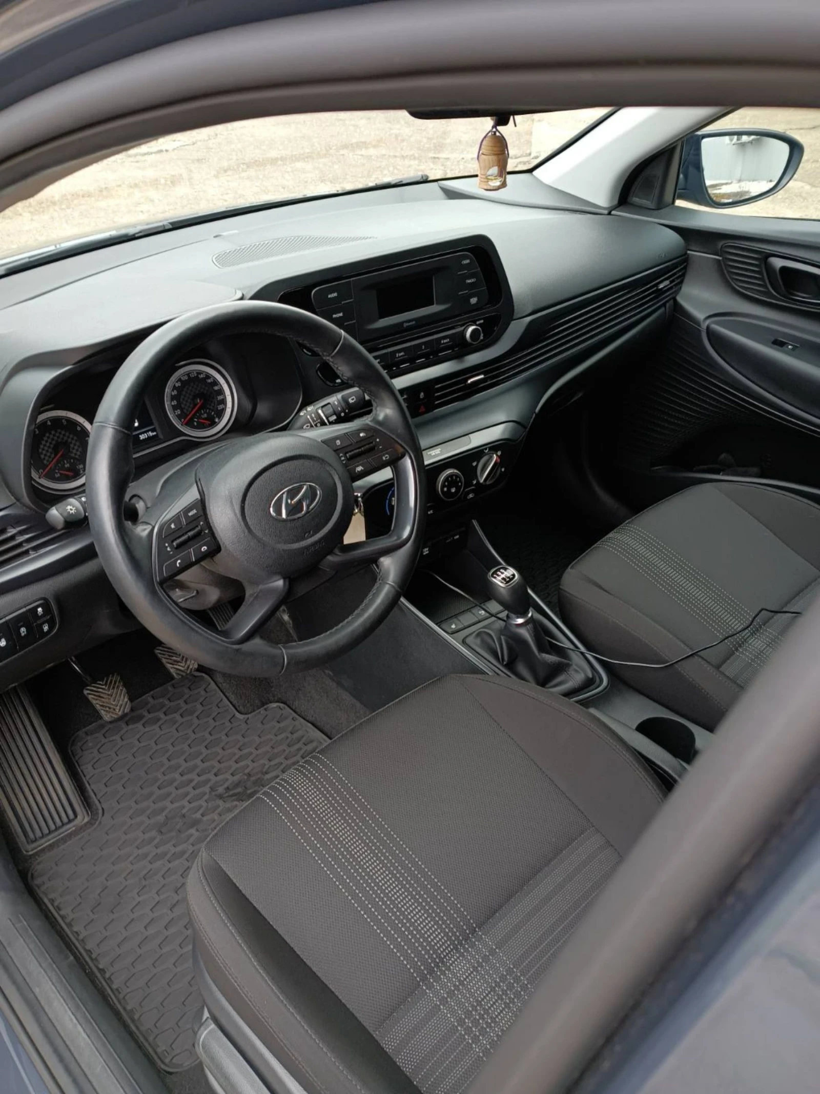 Hyundai I20 1.2, снимка 6 - Автомобили и джипове - 53802169