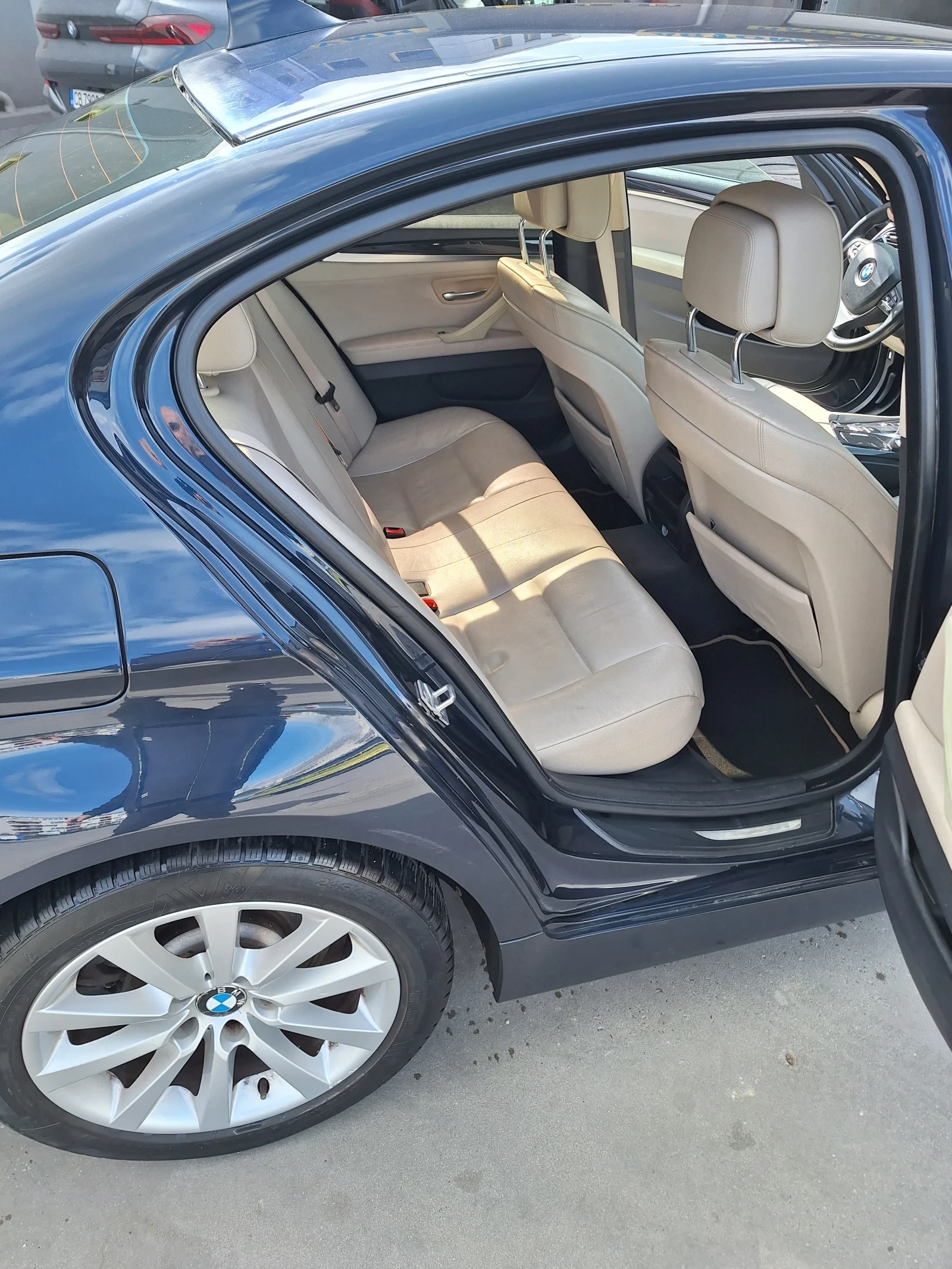 BMW 520, снимка 4 - Автомобили и джипове - 54010164