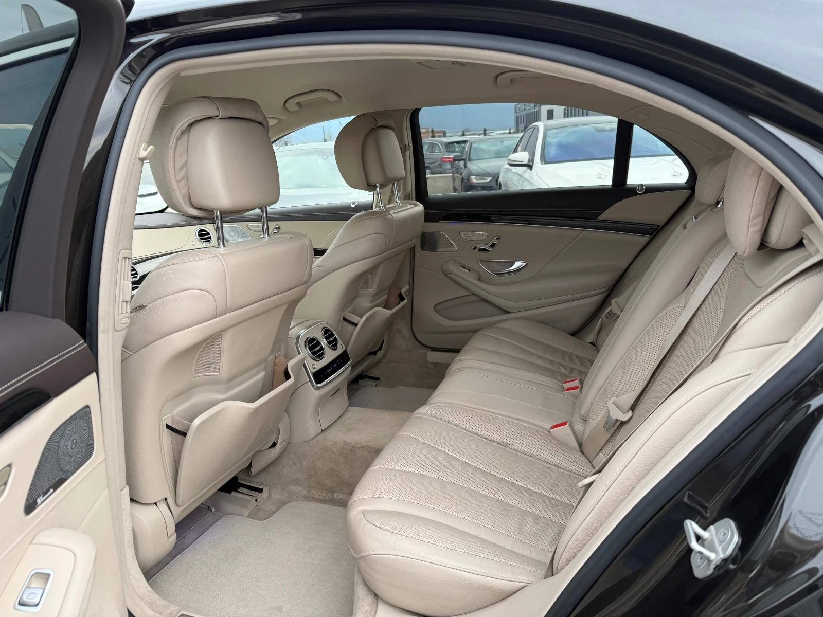 Mercedes-Benz S 500 L* 2016г* 6.3AMG* 207.000KM* Сервизна История* FUL, снимка 10 - Автомобили и джипове - 54059772