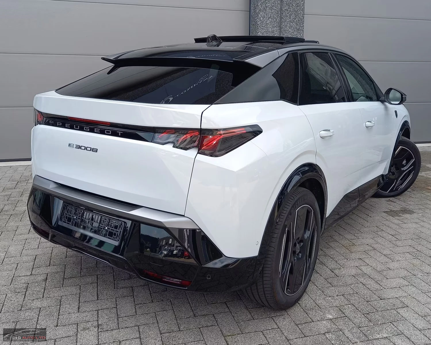 Peugeot 3008 GT/210HP/FIRST-EDITION/NAVI/360/PANO/KLESS/391z, снимка 2 - Автомобили и джипове - 54427949