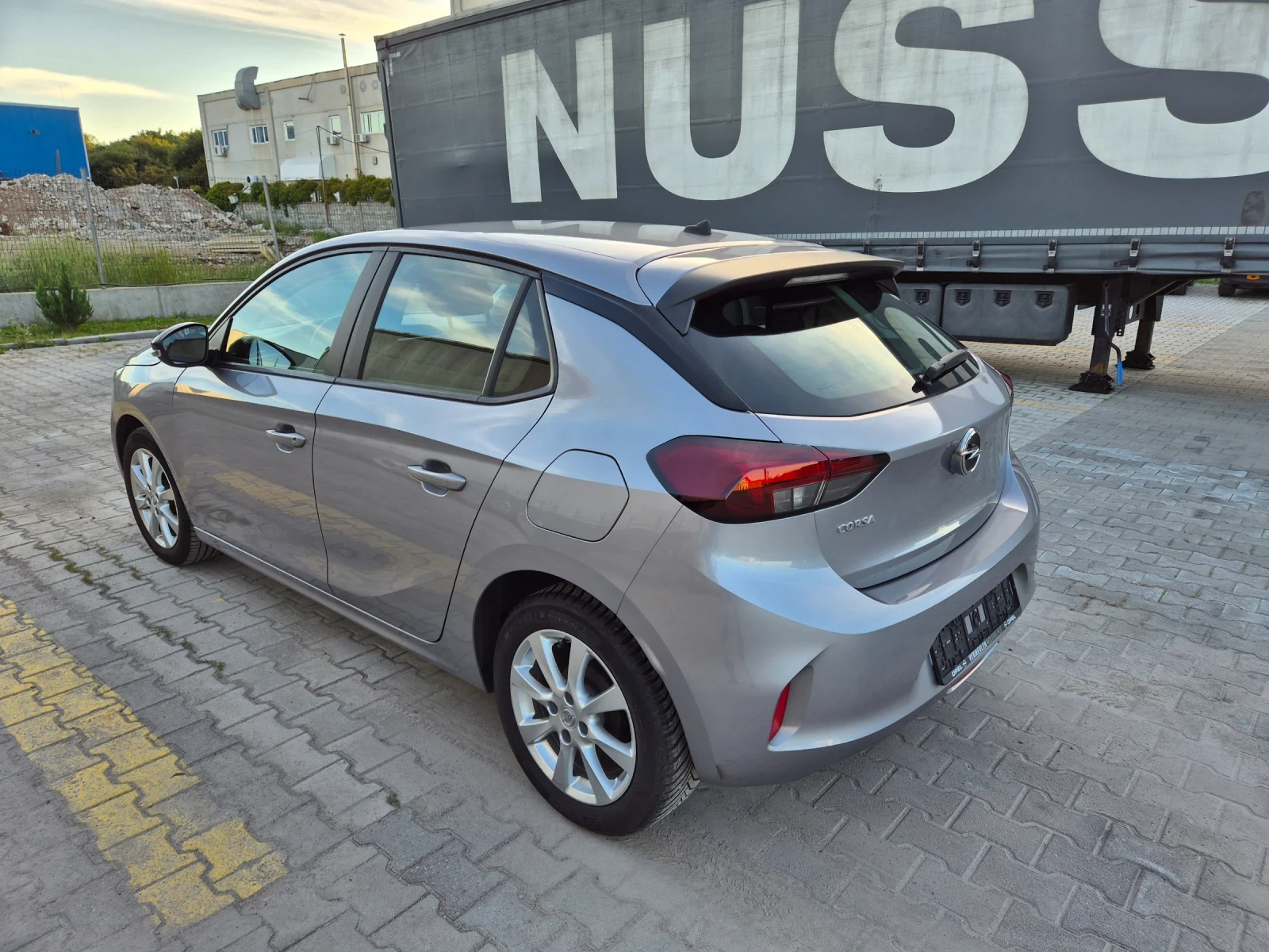 Opel Corsa 1.2 Бензин 75к.с., снимка 2 - Автомобили и джипове - 54904913