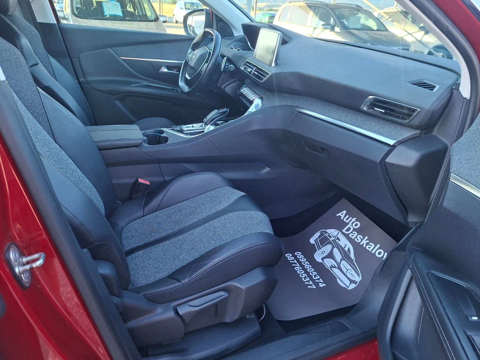 Peugeot 3008 1, 2 i GT, снимка 13 - Автомобили и джипове - 55245283