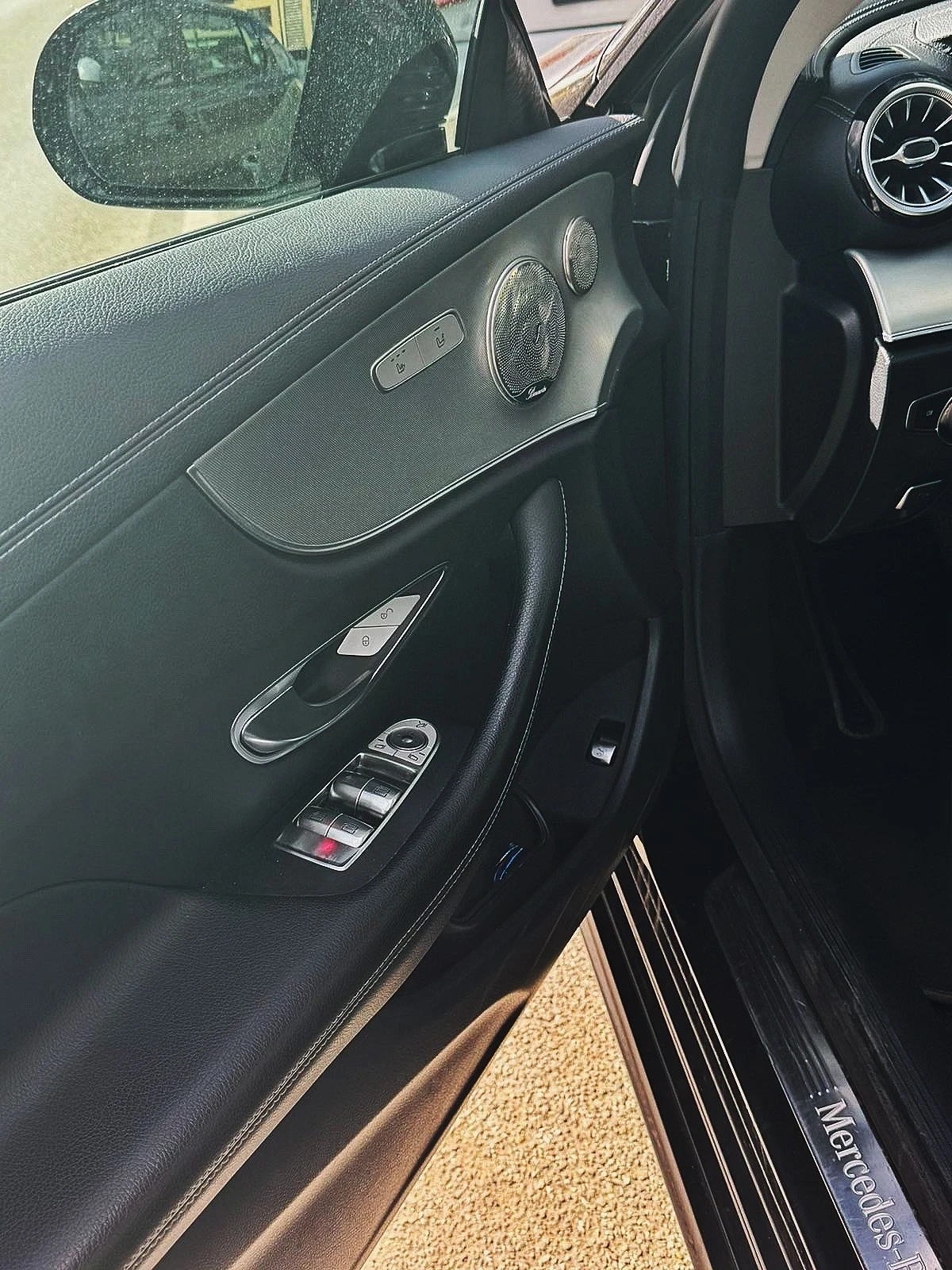 Mercedes-Benz E 220 E 220, снимка 6 - Автомобили и джипове - 55290941