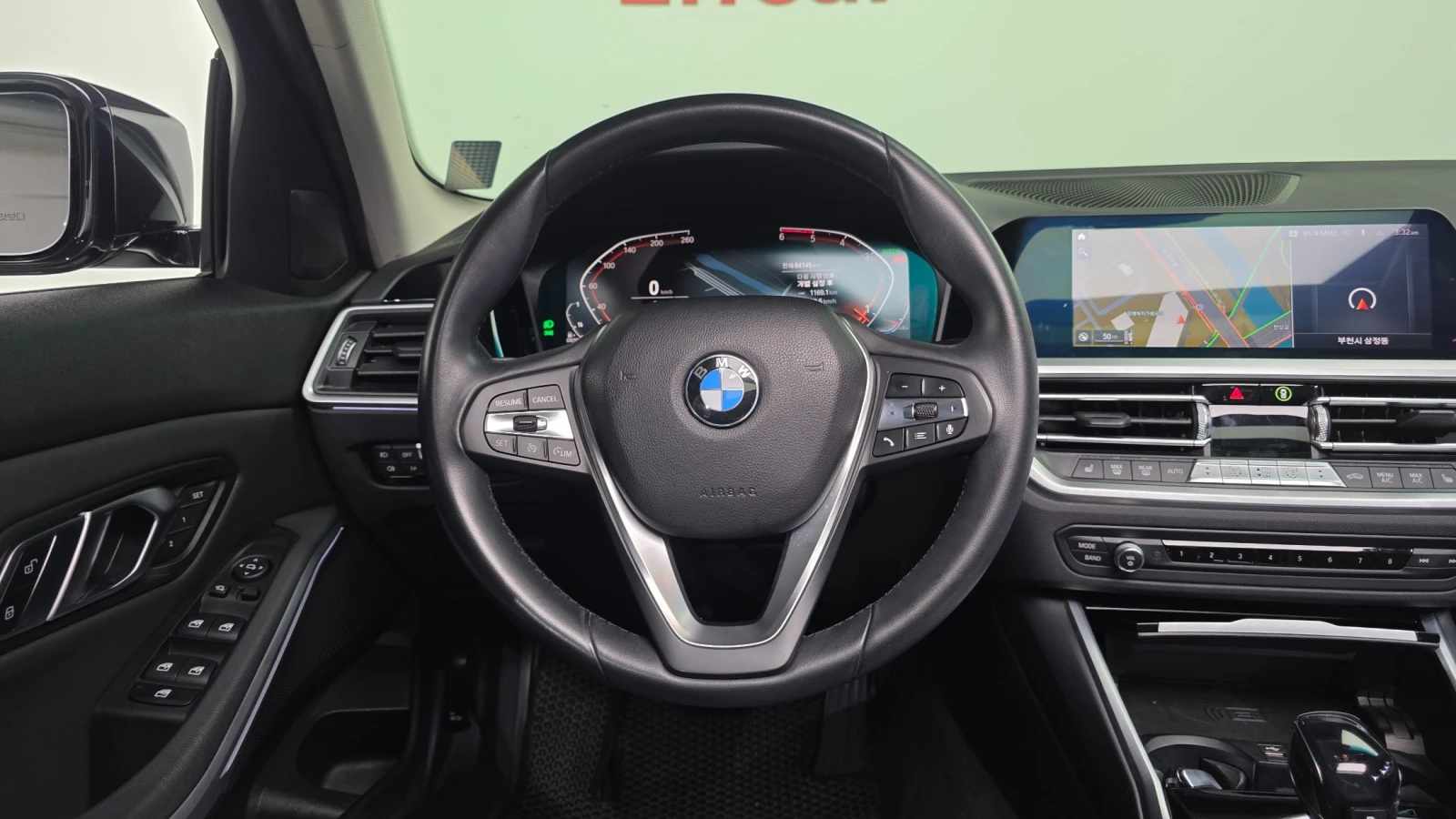 BMW 320, снимка 9 - Автомобили и джипове - 55536968