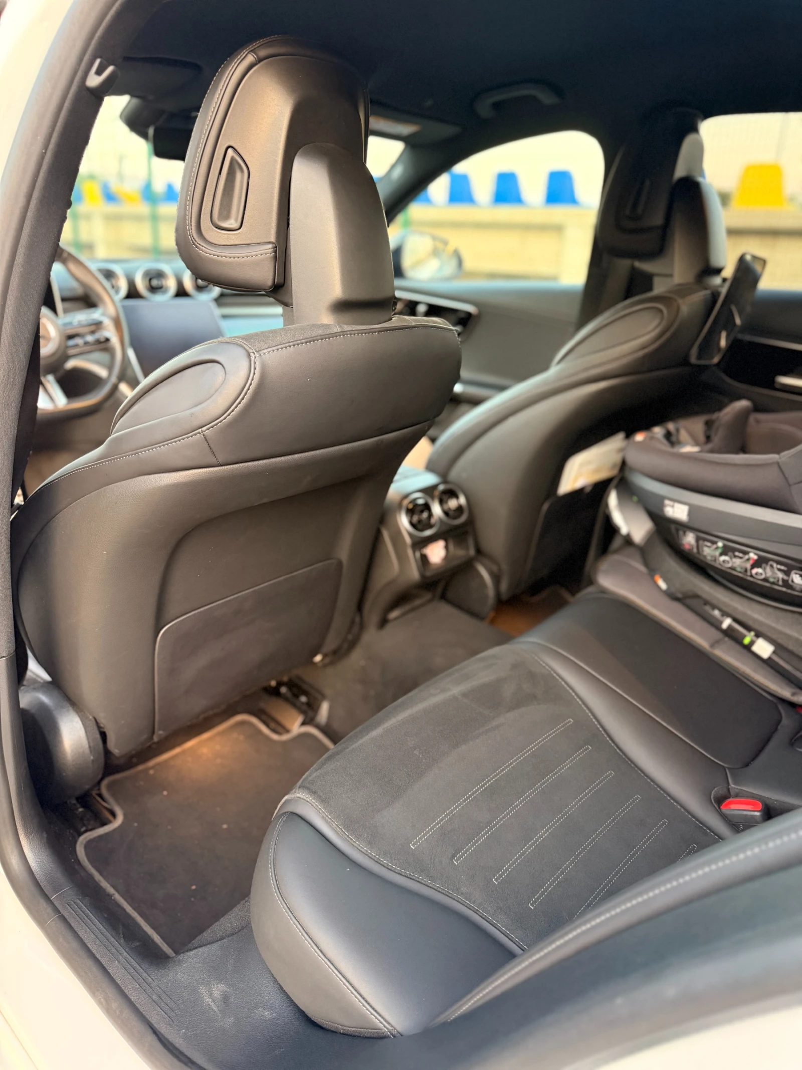 Mercedes-Benz C 300 4MATIC AMG LINE PREMIUM, снимка 10 - Автомобили и джипове - 55573521