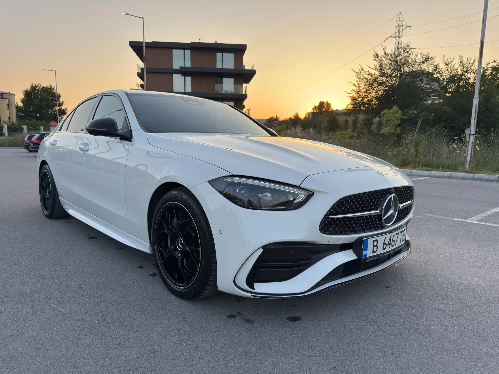 Mercedes-Benz C 300 4MATIC AMG LINE PREMIUM