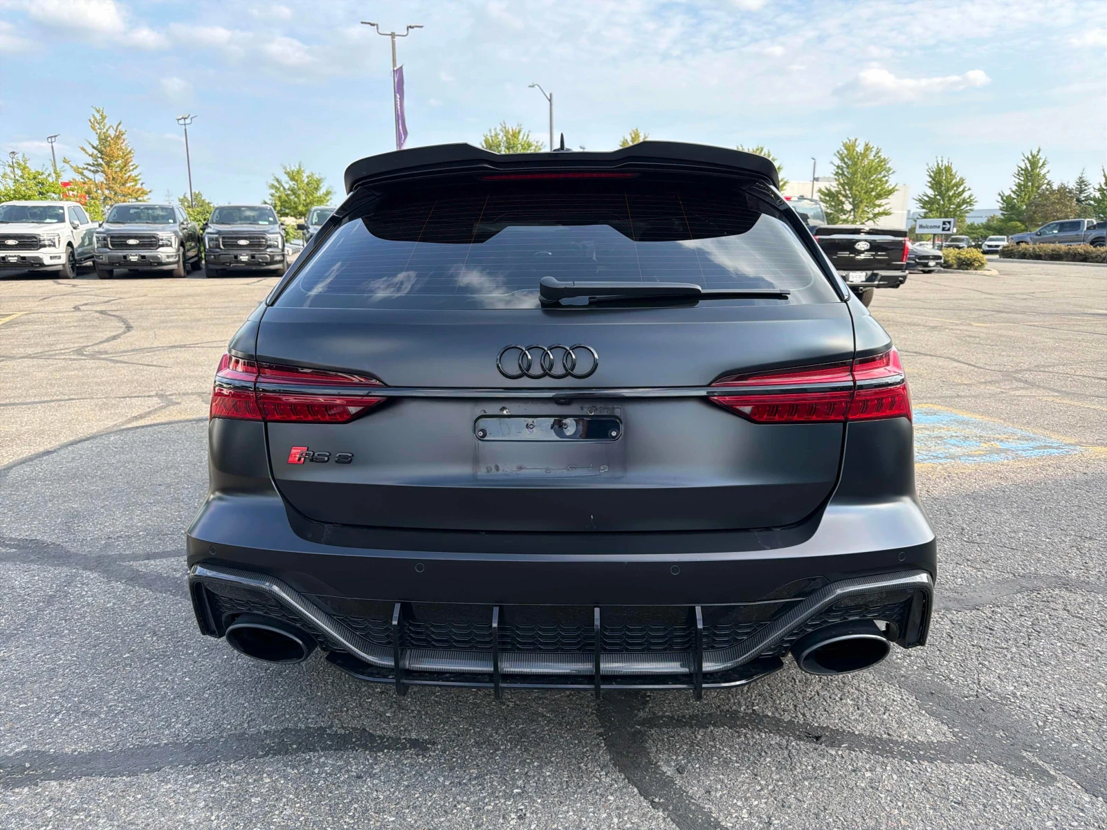 Audi Rs6 * CARFAX * БЕЗ ЗАБЕЛЕЖКА * ОТ ПРЕДСТАВИТЕЛСТВО, снимка 5 - Автомобили и джипове - 55806851