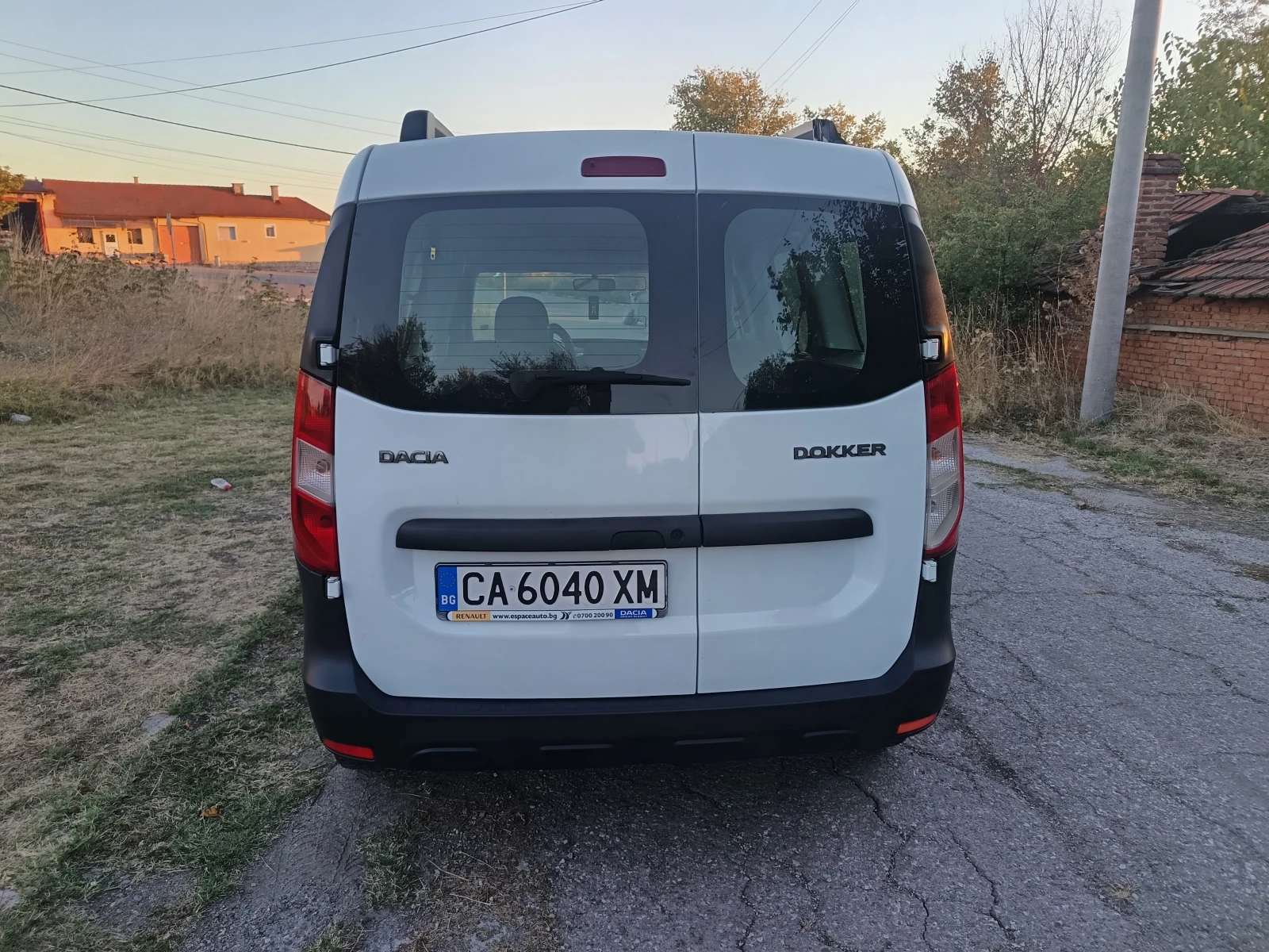 Dacia Dokker 1.5 DCI, снимка 3 - Автомобили и джипове - 56353018