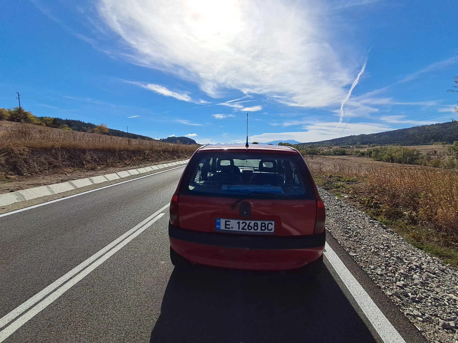Opel Corsa 1.4, снимка 4 - Автомобили и джипове - 56375155