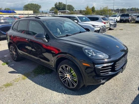 Porsche Cayenne S E Hybrid / CARFAX / ОБДУХВАНЕ / 360 / PANO , снимка 3