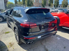 Porsche Cayenne S E Hybrid / CARFAX / ОБДУХВАНЕ / 360 / PANO , снимка 2