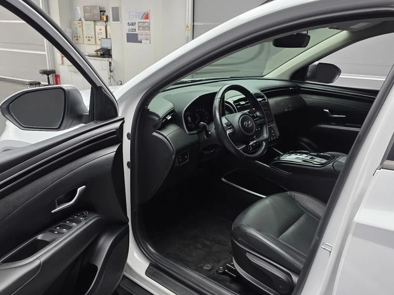 Hyundai Tucson Diesel 2.0 4WD| 184к.с.| ВКЛ.ТЕХНОТЕСТ, снимка 10 - Автомобили и джипове - 55263195