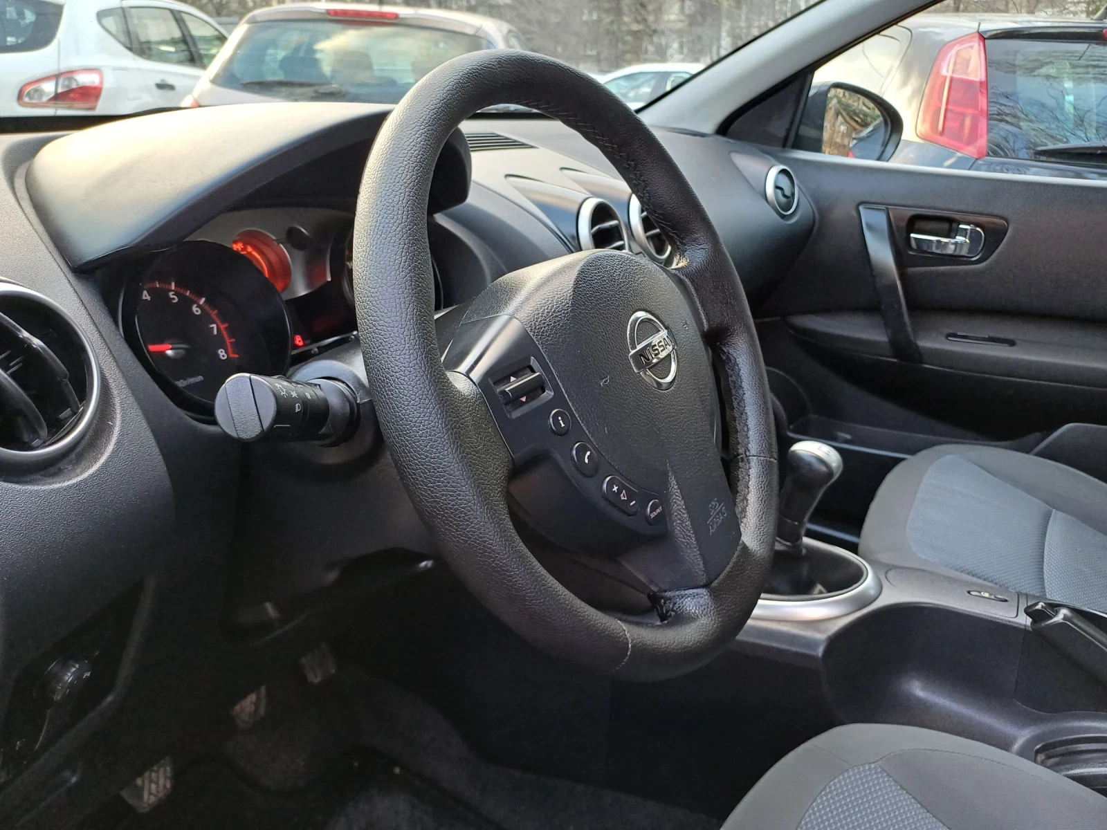 Nissan Qashqai 1.6 i - изображение 9