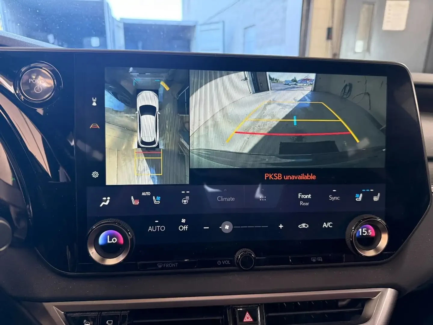 Lexus RX 500h F-SPORT/KEYLESS/LANE ASSIST/ПОДГРЕВ/ОБДУХВАНЕ - изображение 10