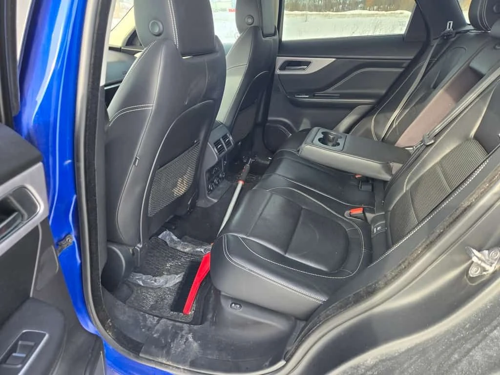 Jaguar F-PACE * 20d AWD R Sport * CARFAX * ЦЕНА ДО БГ, снимка 7 - Автомобили и джипове - 53862533