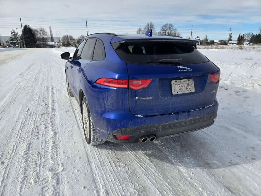 Jaguar F-PACE * 20d AWD R Sport * CARFAX * ЦЕНА ДО БГ, снимка 2 - Автомобили и джипове - 53862533