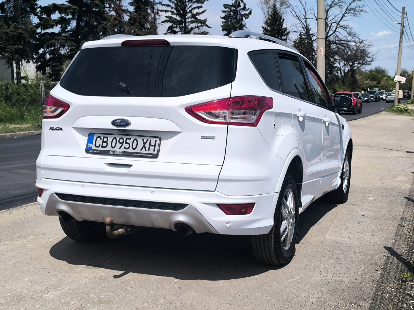 Ford Kuga 1.6 4x4, снимка 4 - Автомобили и джипове - 54353387