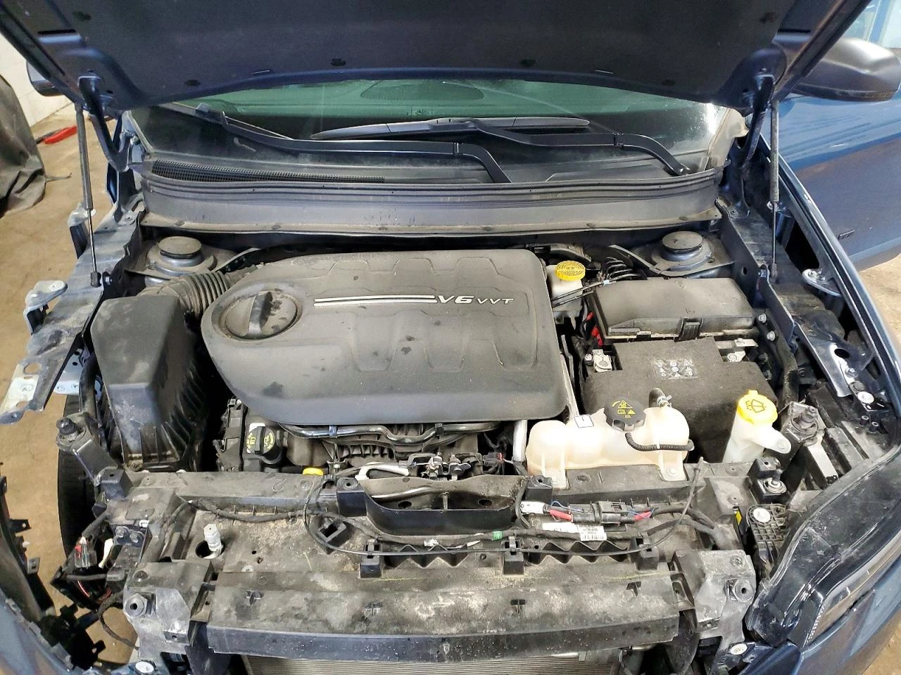 Jeep Cherokee 3.2l Latitude Lux, снимка 12 - Автомобили и джипове - 54705974