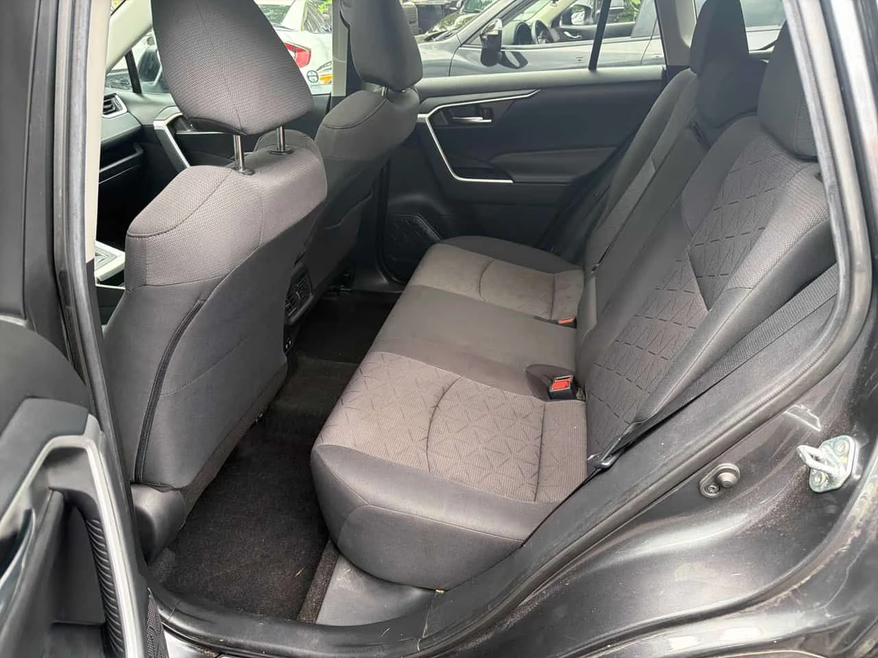 Toyota Rav4 | XLE | CARFAX | ПОДГРЕВ | АВТОКРЕДИТ | , снимка 11 - Автомобили и джипове - 54951356