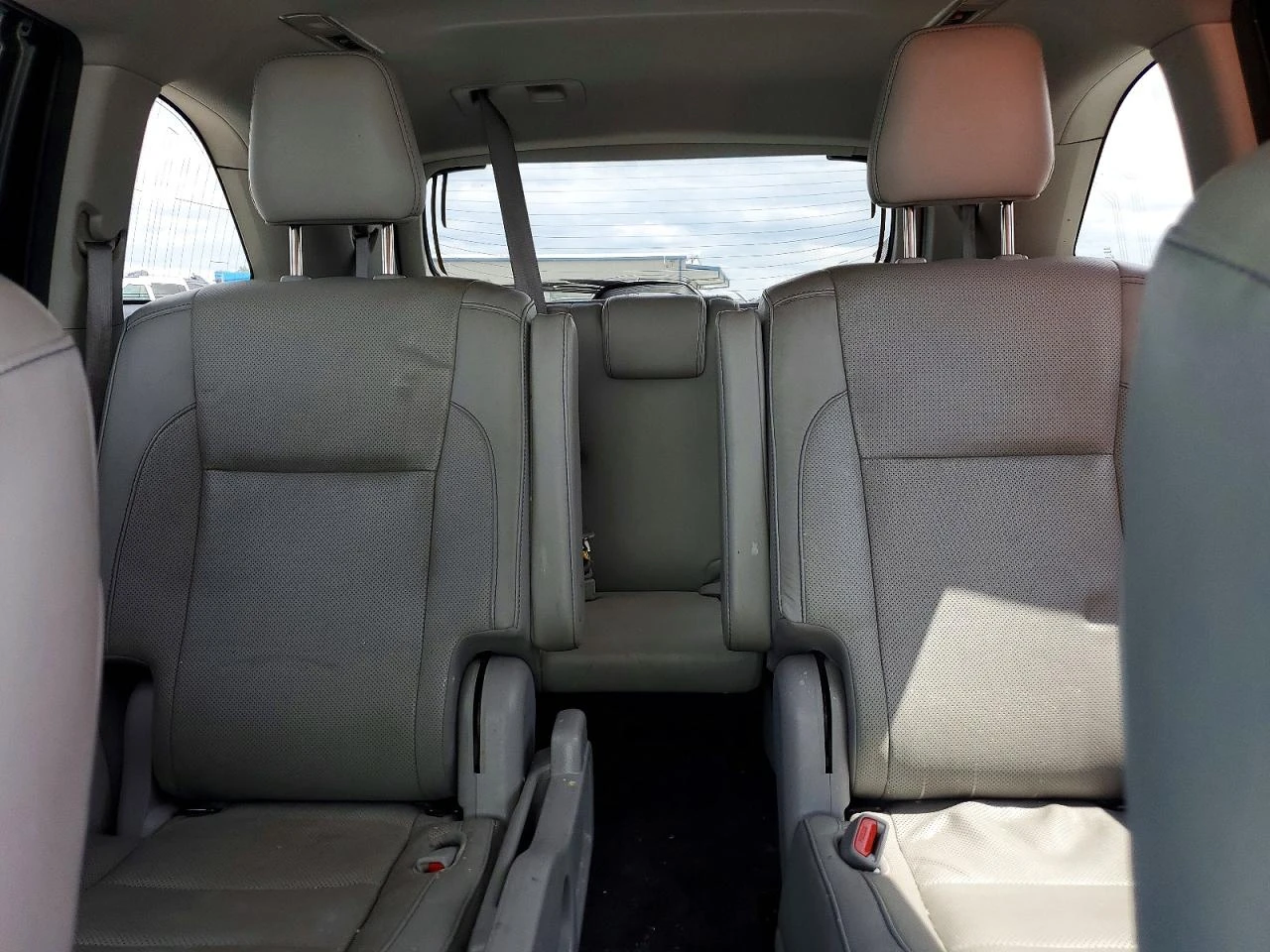 Toyota Highlander 3.5l Limited Platinum, снимка 10 - Автомобили и джипове - 55382673