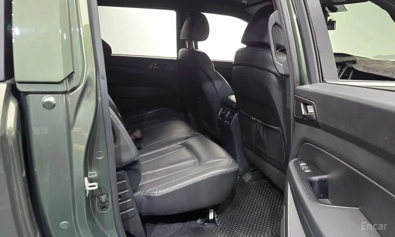 SsangYong Rexton Diesel 2.2| ОБДУХВАНЕ| ПАНО| 360| АМБИЕНТ| , снимка 11 - Автомобили и джипове - 55586711