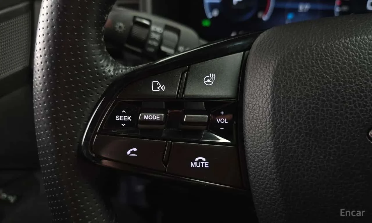 SsangYong Rexton Diesel 2.2| ОБДУХВАНЕ| ПАНО| 360| АМБИЕНТ| , снимка 16 - Автомобили и джипове - 55586711