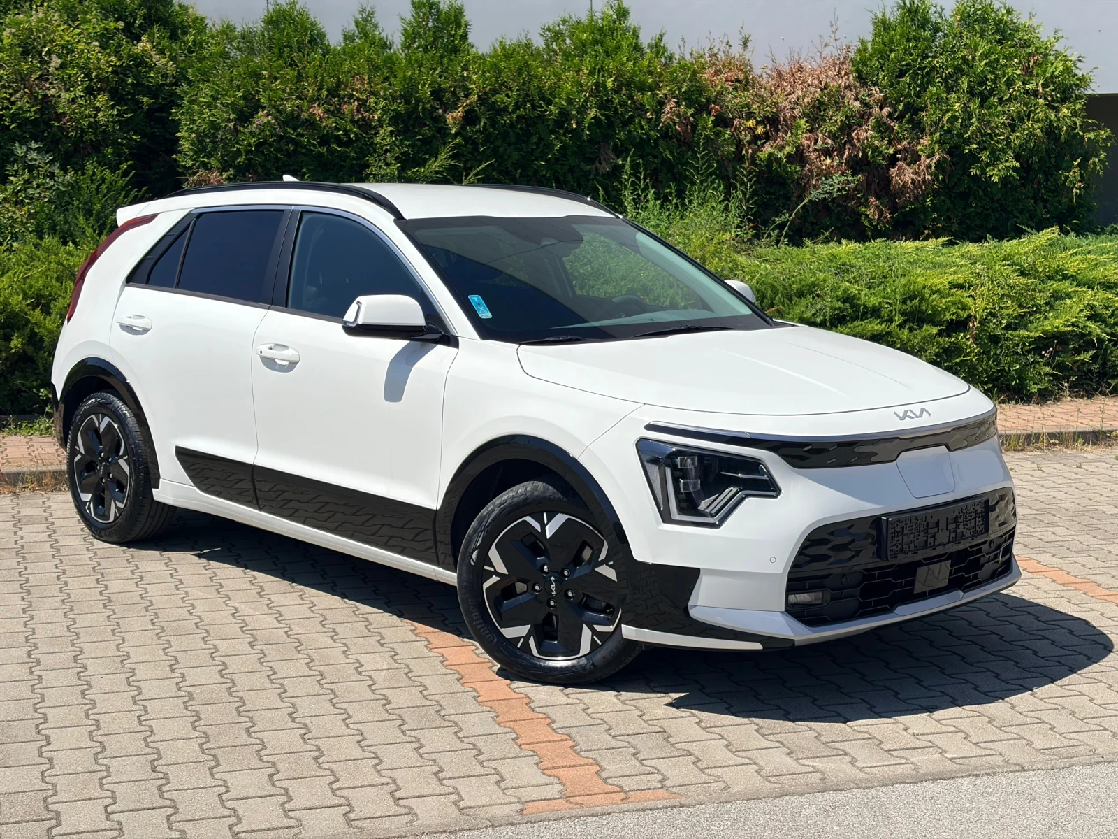 Kia Niro 100%SOH!! Vision LEDER+ LED+ SHZ+ NAVI+ KAMERA+ AC
