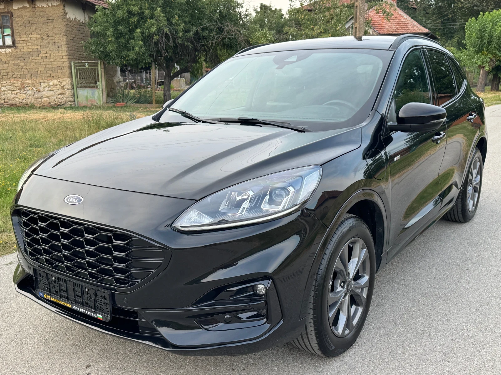 Ford Kuga ST-line;:PHEV;:49000km::